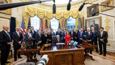 Trump, Warner Bros’un satılması sürecinde CNN'in de satılması gerektiğini savundu